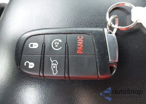 2018 Jeep Grand Cherokee Altitude 4X4 z USA, uszkodzony, nr VIN 1C4RJFAGXJC332904